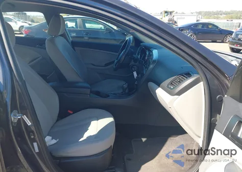 2011 Kia Optima Lx z USA, uszkodzony, nr VIN KNAGM4A75B5137881